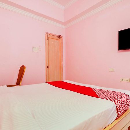 Super Collection O 77115 Vaishnavi Palace Hyderabad Eksteriør billede